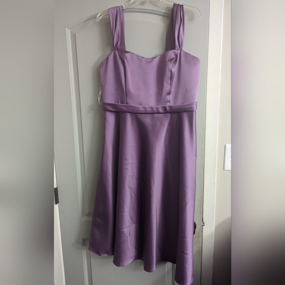 David's Bridal lavender/lilac Bridesmaid Dress 14.